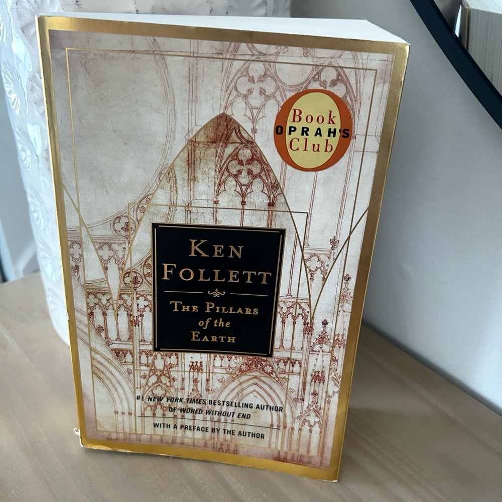 The Pillars of the Earth By Ken Follett Paperback Book